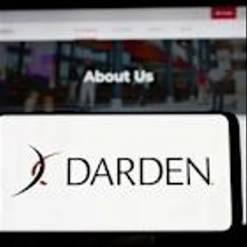 Is Darden Restaurants Stock Underperforming the Nasdaq?