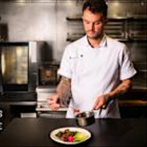 Alaska Airlines launches new era of inflight dining with Chef's (tray) Table - a First Class experience