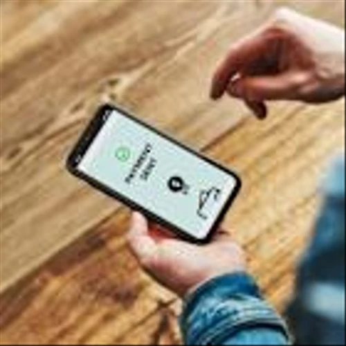 DLocal (DLO) Climbs 9.4% as Revenues Break Past $1 Billion