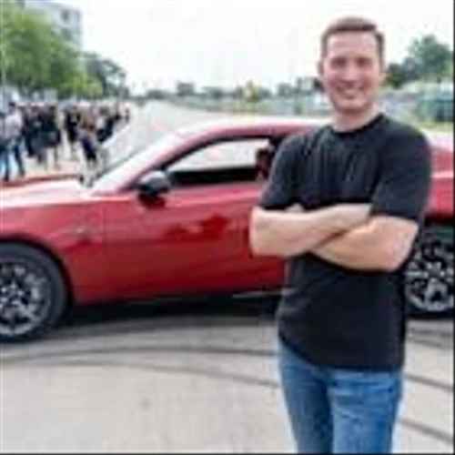 Dodge CEO takes over Chrysler, Alfa after new departure