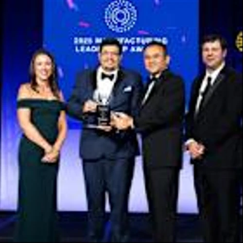 Flex wins 2025 Manufacturing Leadership Award for Digital Supply Chains