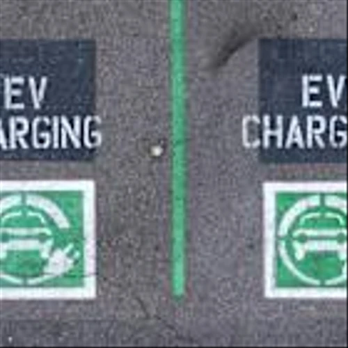Factbox-Competing battery technologies shape the EV industry