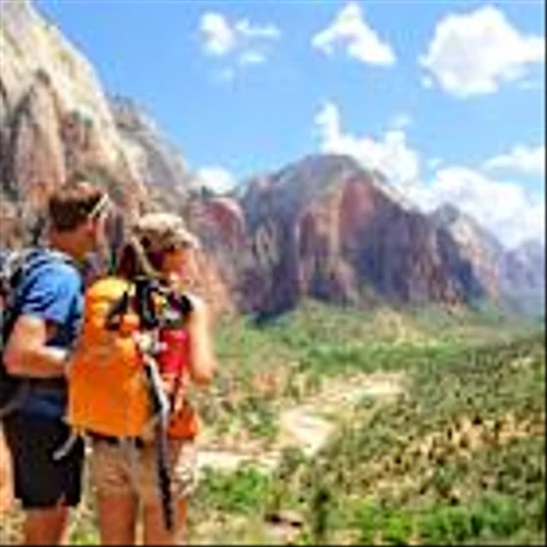 Traveling this fall? 8 expert tips to score the best deals.
