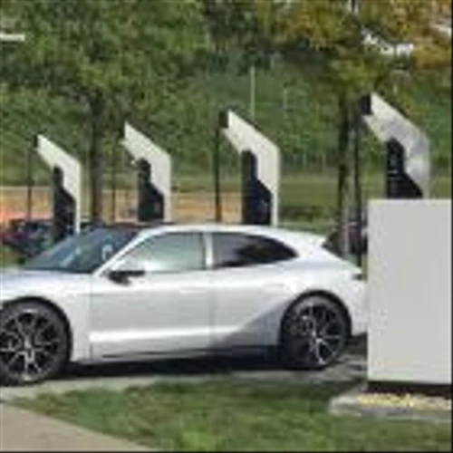 ADS-TEC Energy and Porsche Sign Worldwide Service Agreement