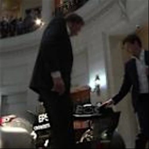 CrowdStrike founder Kurtz buys into Mercedes F1 team