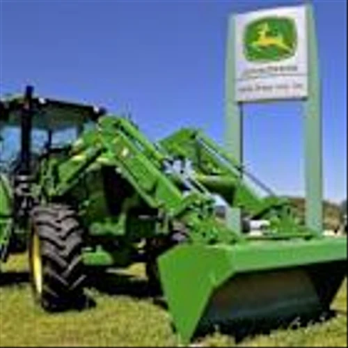 Deere Q2 Earnings Top Estimates, Dip Y/Y on Lower Shipment Volumes