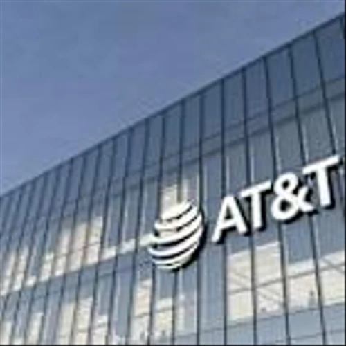 AT&T Earnings Due. Verizon Dividend At Risk Under New CEO? 'Convergence' Battle Looms.