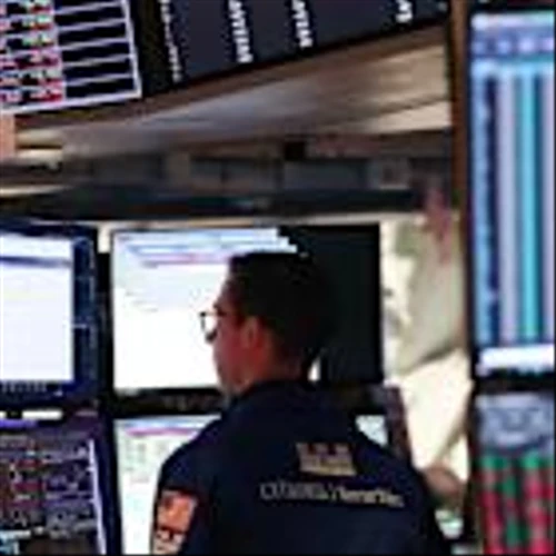 Microsoft Loses, Sandisk Wins, Apple Drifts. AI Is Upending Tech.