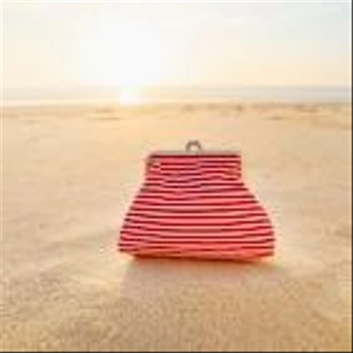 US consumers plan to cut back this summer as tariff worries weigh on spending: Yahoo Finance/Marist Poll