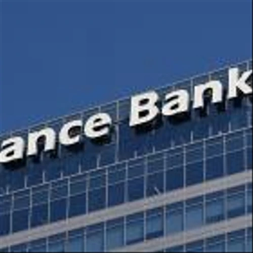 Regional bank earnings: Who will benefit from lower rates?