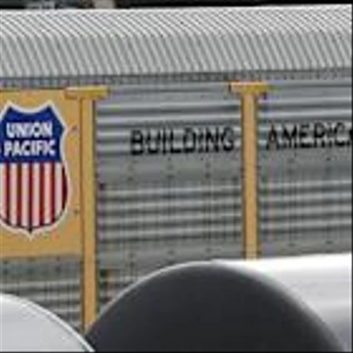 Rail customers urge regulators to block Union Pacific-Norfolk Southern deal, FT reports