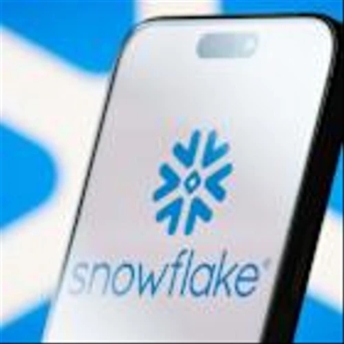 Intel stock slips, Snowflake & JM Smucker get upgrades