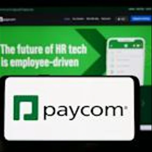 Are Wall Street Analysts Bullish on Paycom Software Stock?
