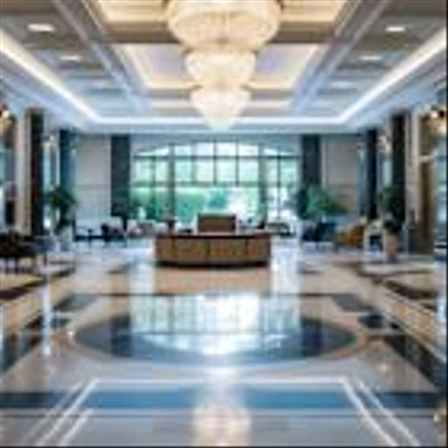 Do You Believe in the Long-Term Growth Potential of Hilton Worldwide Holdings (HLT)?