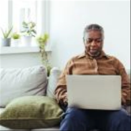 Clinging to hybrid working has a price—it’ll take $22,000 off your paycheck according to new study