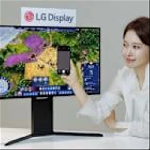 LG Display unveils world's first 240Hz RGB stripe OLED panel