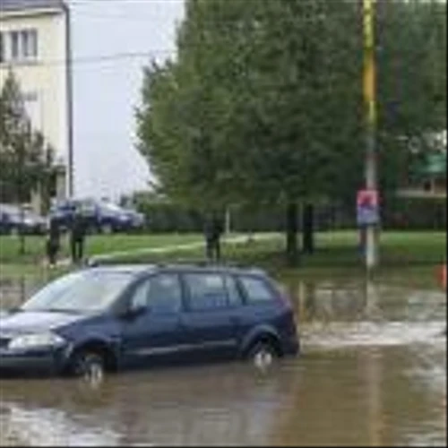 Czech city awaits the inevitable as floodwave looms