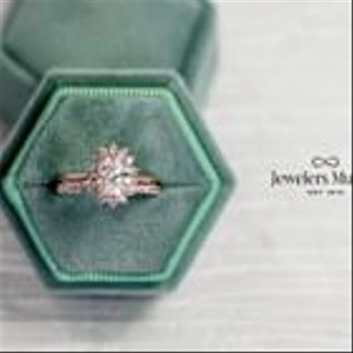 Synchrony and Jewelers Mutual® Collaborate on Innovative New Sponsorship Agreement, Combining Finance and Insurance Marketing Efforts