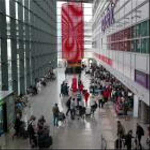 Heathrow looks like a Second World War airport, says Emirates boss