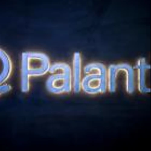 Palantir highs, Phillips 66 Q2 beat, Comcast's Versant spin-off
