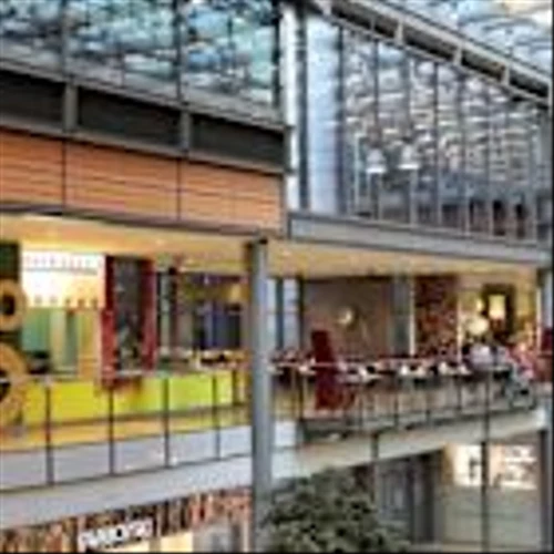 Assessing Dillard's (DDS) Valuation After A Strong 1 Year Total Return And Recent Share Price Pullback