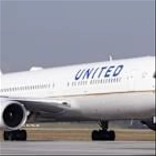 Gary Black Says United Is 'Out-Innovating' Rest Of US Aviation Industry As Airline Unveils 'Relax Row' Complete With Mattress And Two Pillows