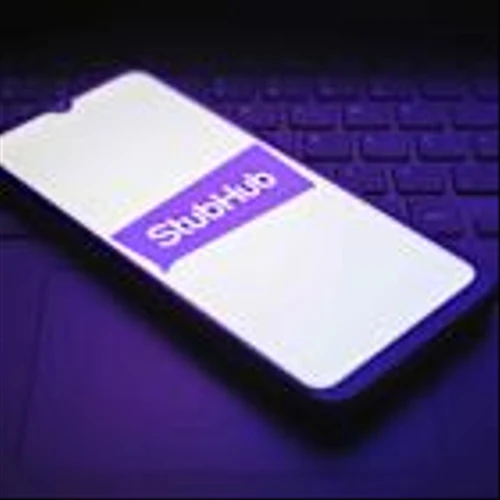StubHub Stock Ends First Trading Session Below IPO Price