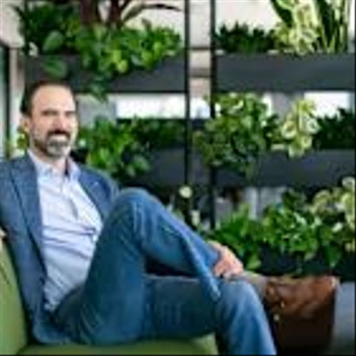 Payroll startup Deel names former Intuit executive Kauffman as CFO for IPO goal