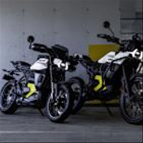 BRP Honored with Two Gold Stevie® Awards 2025 for its Can-Am Electric Motorcycles and Can-Am Maverick R Side-by-Side