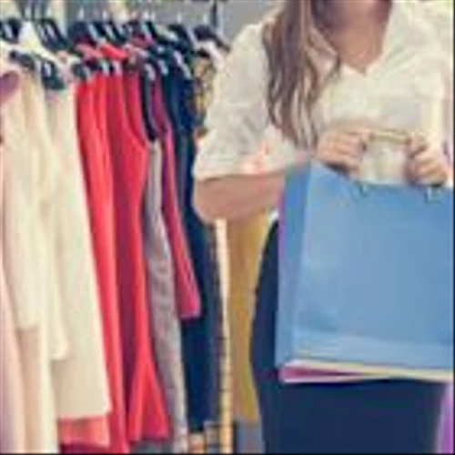 VNCE vs. RL: Which Luxury Apparel Stock Is the Better Buy?