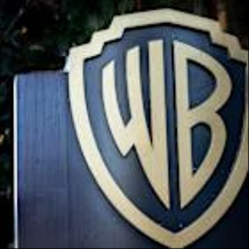 Comcast’s Bid Seeks to Merge NBCUniversal With Warner Bros.