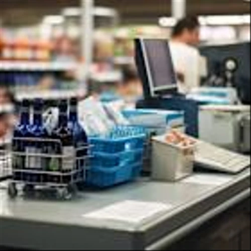UBS Maintains a Hold Rating on The Kroger Co (KR)