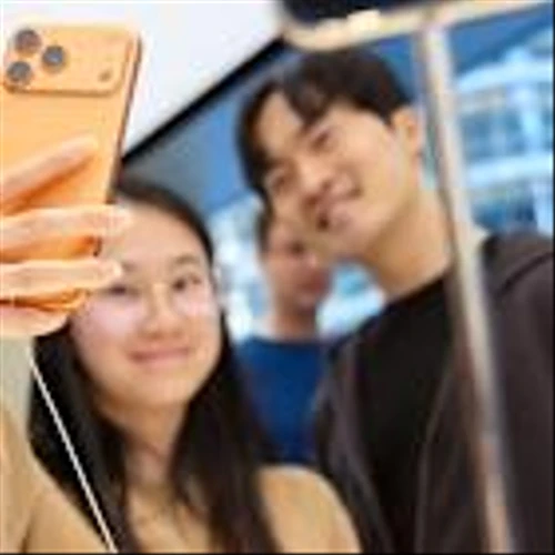 Apple Stock Rises As iPhone 17 Officially Goes On Sale