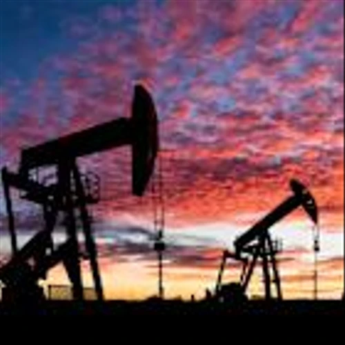 ExxonMobil May Be Falling Now, But Is It a Buy Long Term?