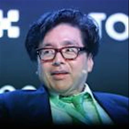 Wall Street legend backed crypto stock slumps after short-seller attack