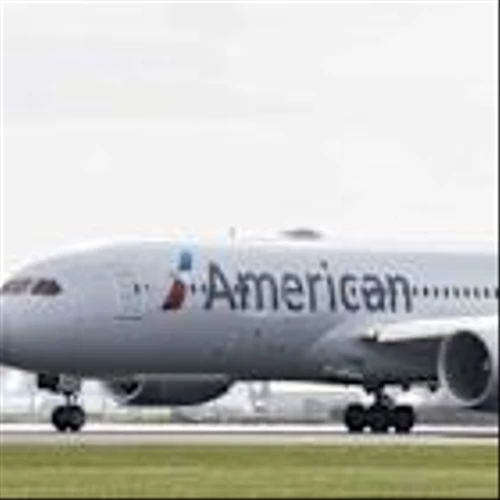 American Airlines Joins Rivals in Withdrawing Full-Year Outlook