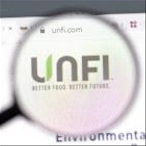 Grocery Wholesaler United Natural Foods Terminates Supply Agreement, Still Sticks To Annual Outlook