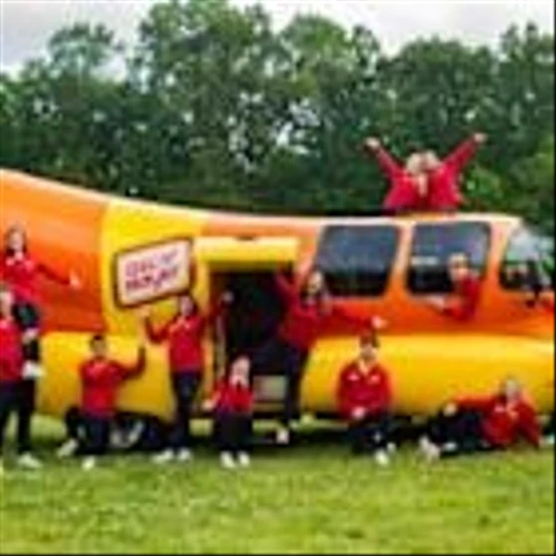 Oscar Mayer Seeks New Class of Hotdoggers to Drive the Beloved Wienermobile into Its 90th Year