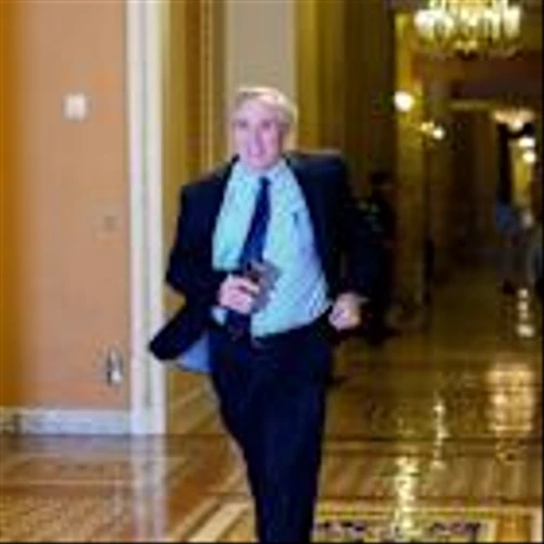 Shutdown Progress, Air-Traffic Curbs, Disney Earnings: What to Watch This Week