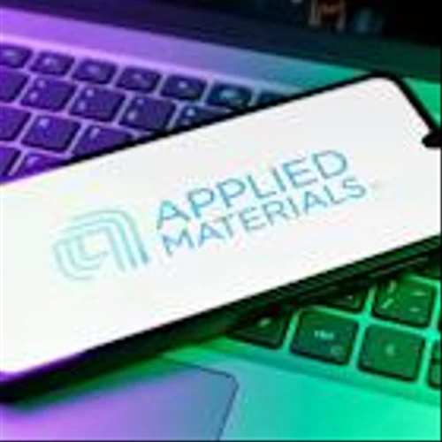 Applied Materials: Up 40% in 2025 With Room to Run Long-Term