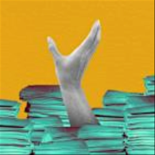 Executives are drowning. Blame the vanishing middle management layer