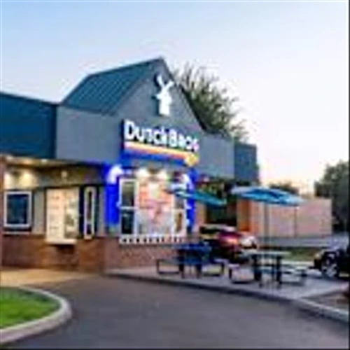 Dutch Bros vs. Freshpet: Two High-Growth Consumer Brands Defying the Staples Slowdown