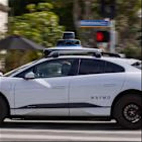 Lyft and Waymo are partnering to bring robotaxis to Nashville