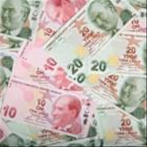 Lira Hits Rock Bottom After Shock Rate Cut -- Is the Carry Trade Party Over?
