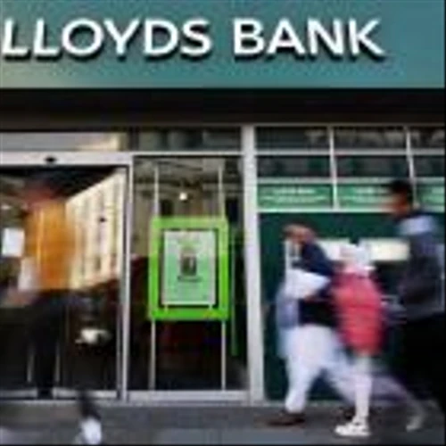 Lloyds Bank to cut hundreds of jobs and shut offices as staff stay at home