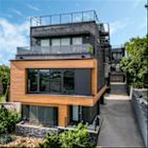 Luxurious Nashville home featured on Bravo TV show hits the market at $1.6M. See inside