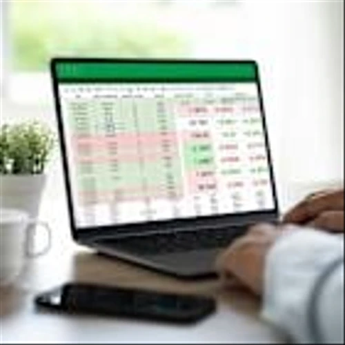 Better Software Stock: Palantir vs. BigBear.ai