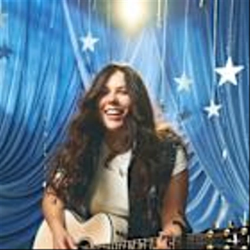 Hollister and Gigi Perez Collaborate to Reimagine “Good Riddance (Time of Your Life)” by Global Rock Band Green Day