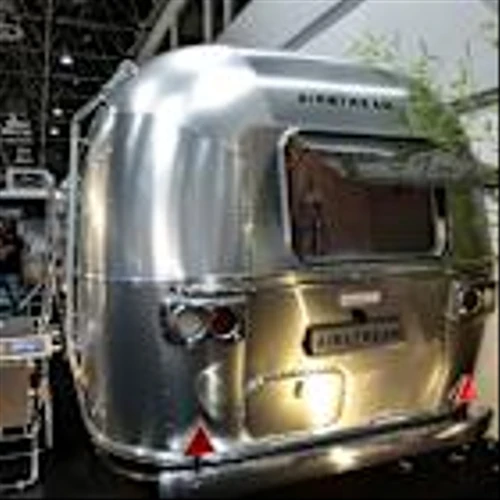 Thor Industries Stock Sinks After RV Maker Swings to Loss, Cuts Outlook