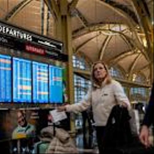 Warren Buffett Letter, Shutdown Progress, Air-Traffic Curbs: What to Watch This Week